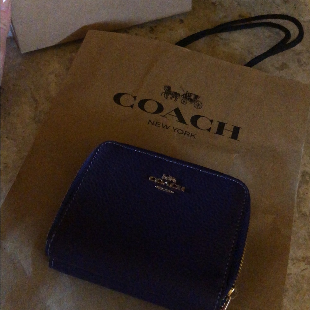 Coach wallet with bag and box